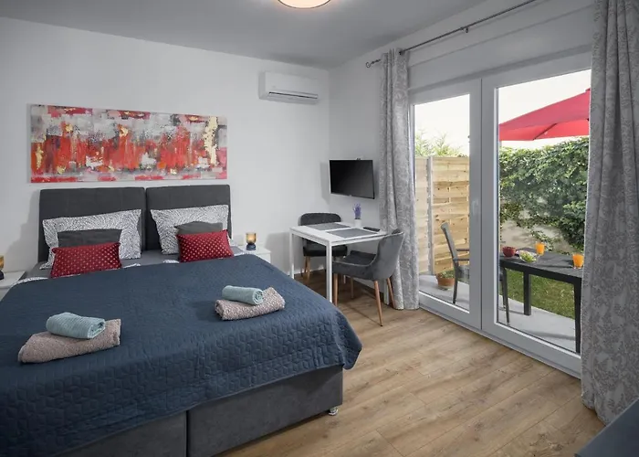 Valla-free Bikes-adults Only * Fažana