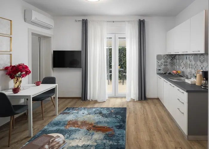Valla-free Bikes-adults Only Appartement Fažana