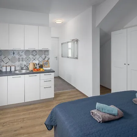 Valla-free Bikes-adults Only Apartmán *