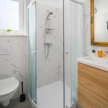 Valla-free Bikes-adults Only *