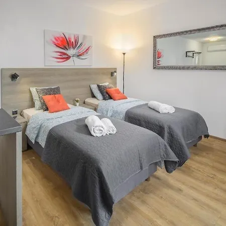 Apartament Valla - Free Bikes *