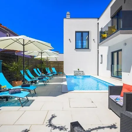 Valla-free Bikes-adults Only * Fažana