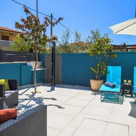 Valla-free Bikes-adults Only Fažana