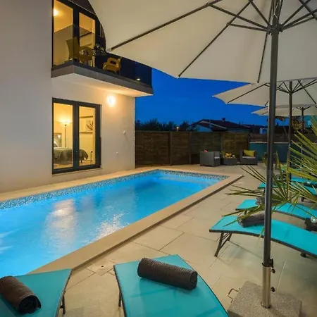 Valla-free Bikes-adults Only Apartmán