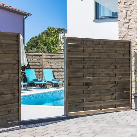 Valla-free Bikes-adults Only * Fažana